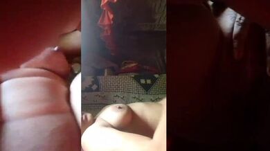 Sexy aunty ne bhosda dikhaya selfie me