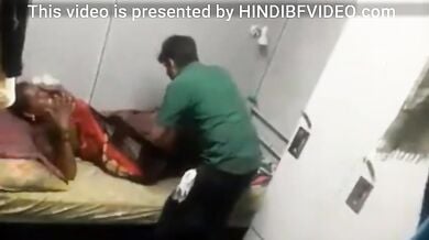 Hospital me safai wali aunty ki chudai