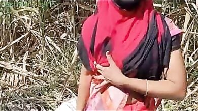Ganne ke khet ma banai desi blue film