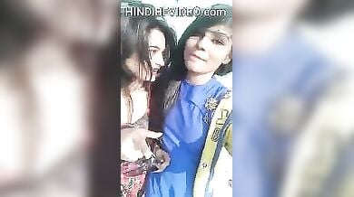 Ladkiyon ki gaaliya hindi me