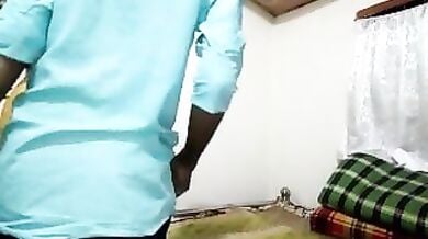 Sexy desi bhabhi ko pakad ke choda