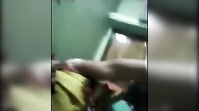 Desi bhahi ki choot chat ke chudai ki