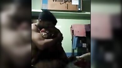 Desi bhahi ki choot chat ke chudai ki