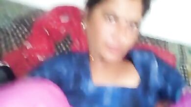 Gujju bhabhi chudi hanste hue!