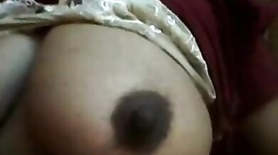 Nepali aunty ke bade boobs ka whatsapp video