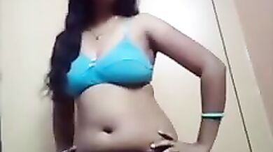 Saanwli bhabhi ki desi sex selfie