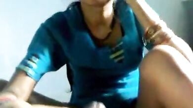 Amateur Indian bhabhi full sexy video