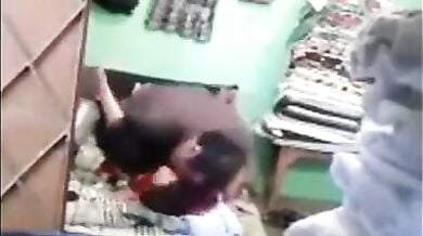 Muslim bhabhi ko parod ke uncle ne choda