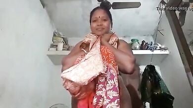 Big boobs tamil aunty nude selfie