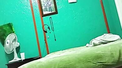 Kothe wali madam ne randi ko chudwa ke video banaya