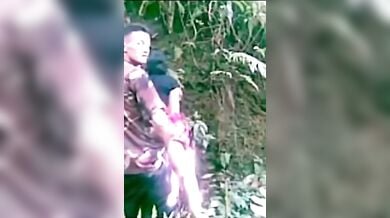 Jungle ke andar desi randi ki chudai