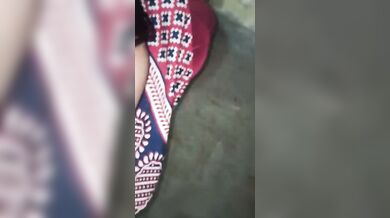 Chal andar daal kahate hue choda girlfriend ki chikni chut