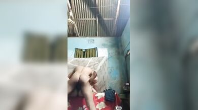 Cheater mature bhabhi jaldi se chudi apne young  devar k sath